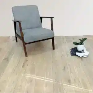 Massif Chêne HÉRITAGE MARFIL 15x120x400-2200 Verni Brossé Choix Ru A