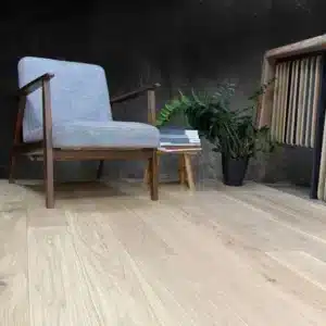 Massif Chêne HÉRITAGE MARFIL 15x160x400-2200 Verni Brossé Choix Ru A