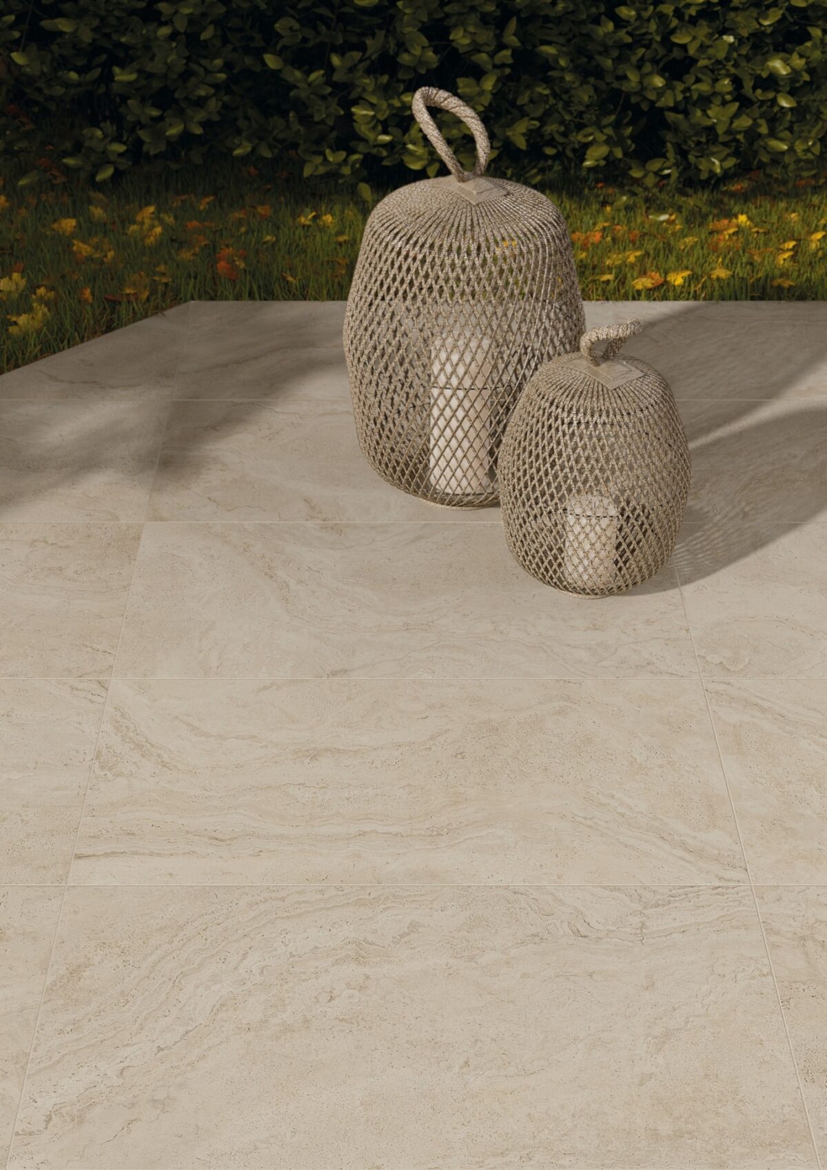 UNIQUE TRAVERTINE MINIMAL CREAM Naturale R10 30x60 - Provenza © en situation